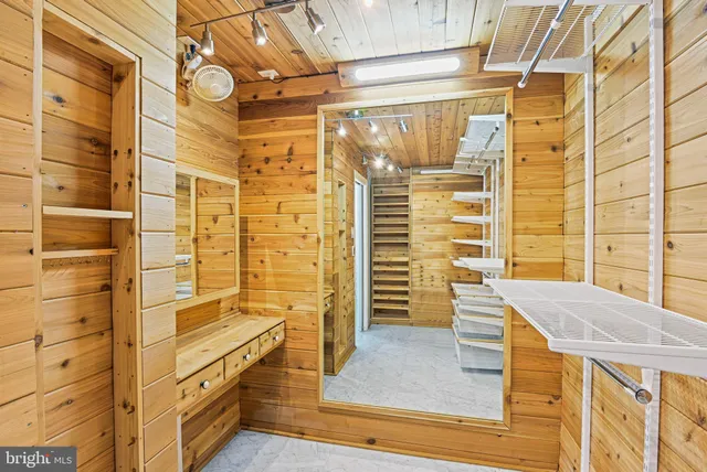 $5,400 | 13200 Caroline Court, Herndon, VA 20171