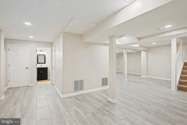 $5,400 | 13200 Caroline Court, Herndon, VA 20171