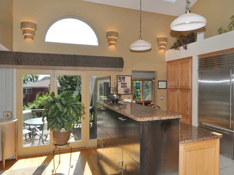 10 Dorset Road Pawtucket, RI 02860 - Photo 18 of 25 Kitchen.