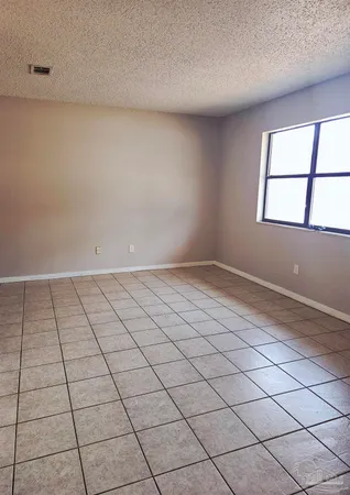 $1,075 | 7240 Hilburn Road, Unit 1D, Pensacola, FL 32504
