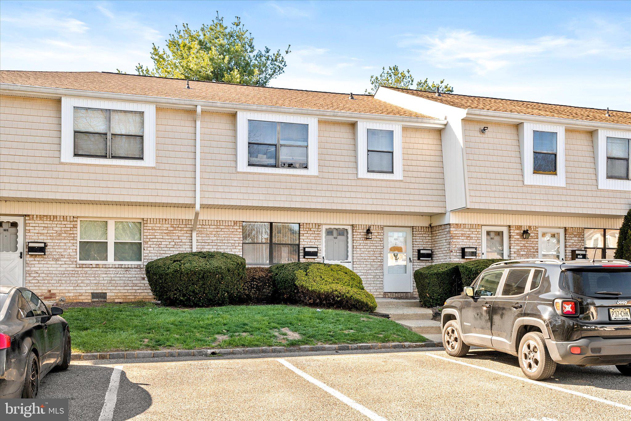 1614 Silver Ct   Exterior front