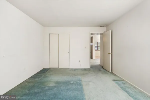 $220,000 | 1614 Silver Court, Hamilton, NJ 08690