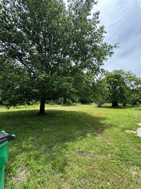 720 Myrtle Street Gainesville, TX 76240 - Photo 1 of 5