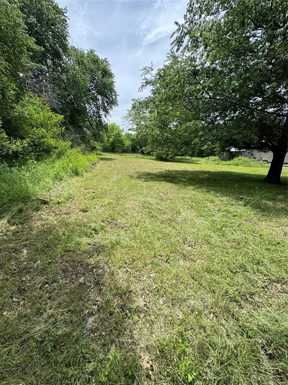 720 Myrtle Street Gainesville, TX 76240 - Photo 3 of 5