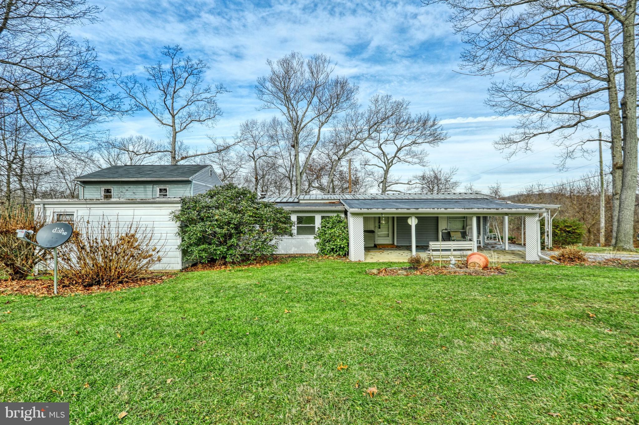 6060 Lake Road York, PA 17403 - Photo 3 of 34