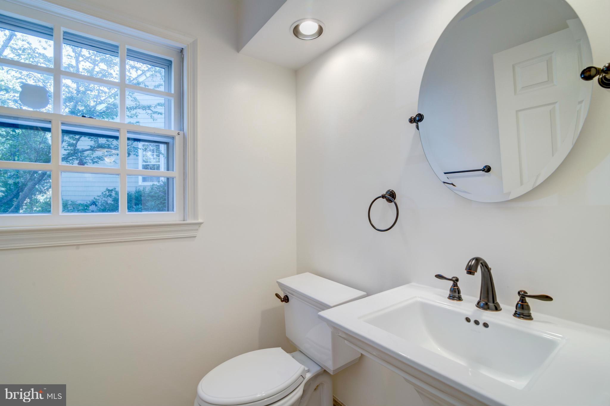 1278 Lamplighter Way Reston, VA 20194 - Photo 14 of 26 Bath