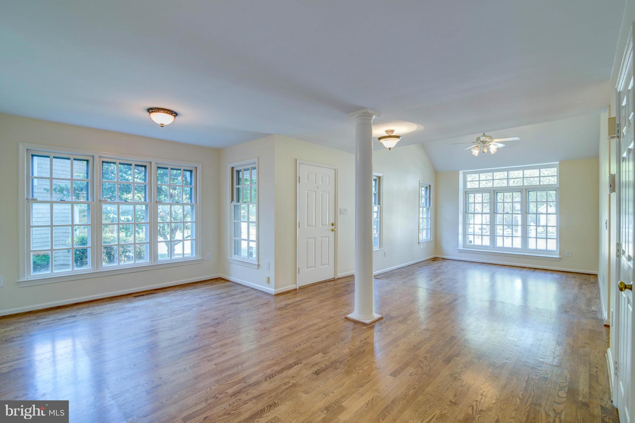 1278 Lamplighter Way Reston, VA 20194 - Photo 3 of 26 Interior (General)