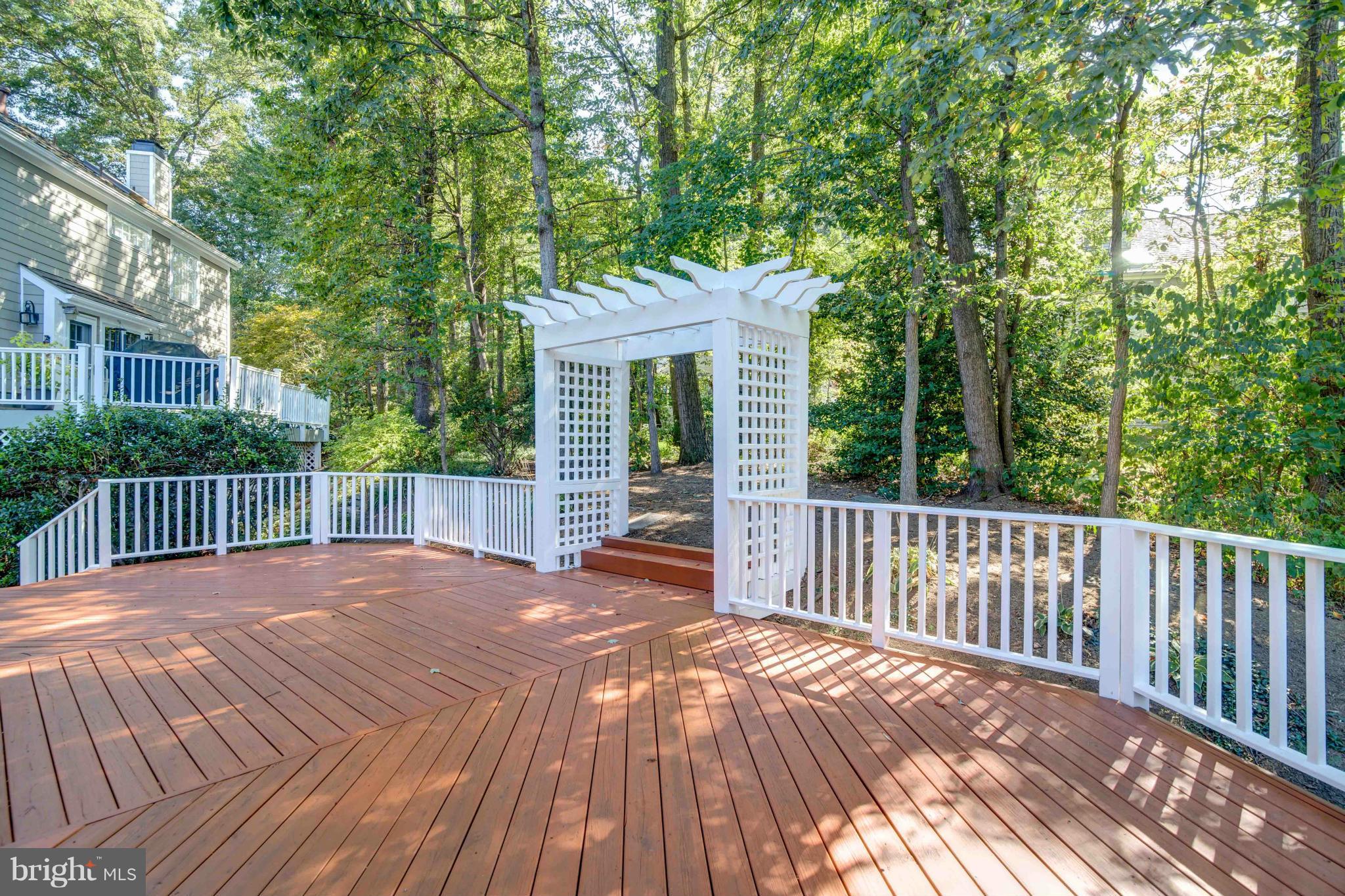 1278 Lamplighter Way Reston, VA 20194 - Photo 22 of 26 Deck