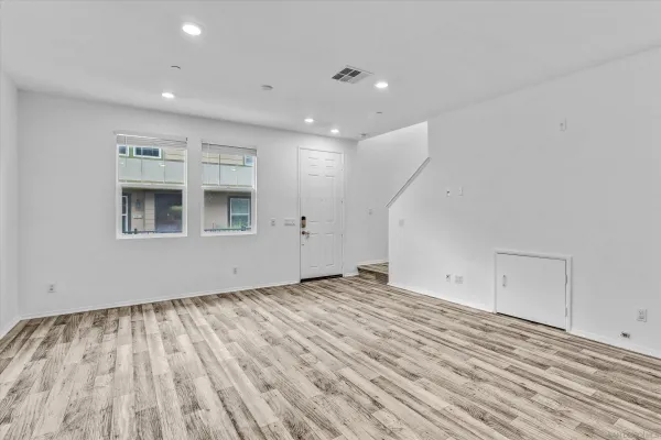 $675,000 | 1514 Crown Lane, Unit 2, Chula Vista, CA 91915