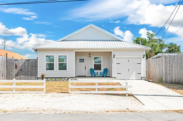 $595,000 | 308 George C Wallace Boulevard, Panama City Beach, FL 32413