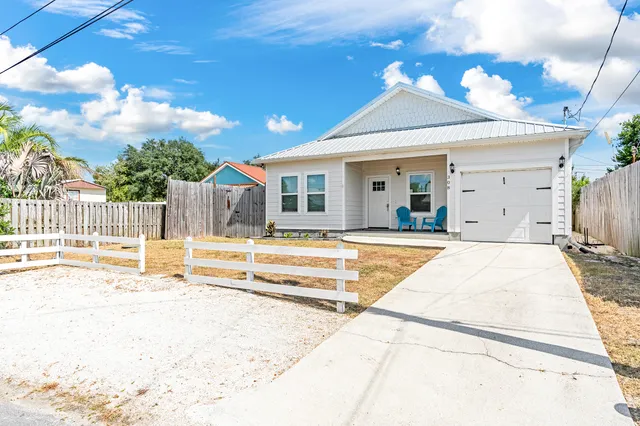 $595,000 | 308 George C Wallace Boulevard, Panama City Beach, FL 32413