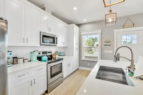 $575,000 | 308 George C Wallace Boulevard, Panama City Beach, FL 32413