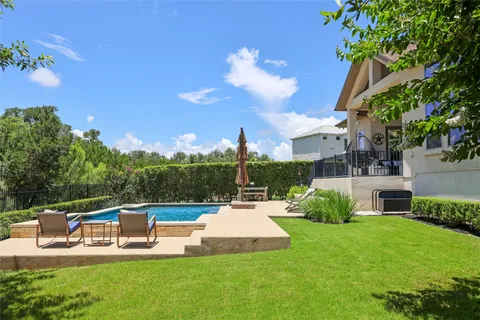 $1,375,000 | 802 Crestone Stream Drive, Lakeway, TX 78738