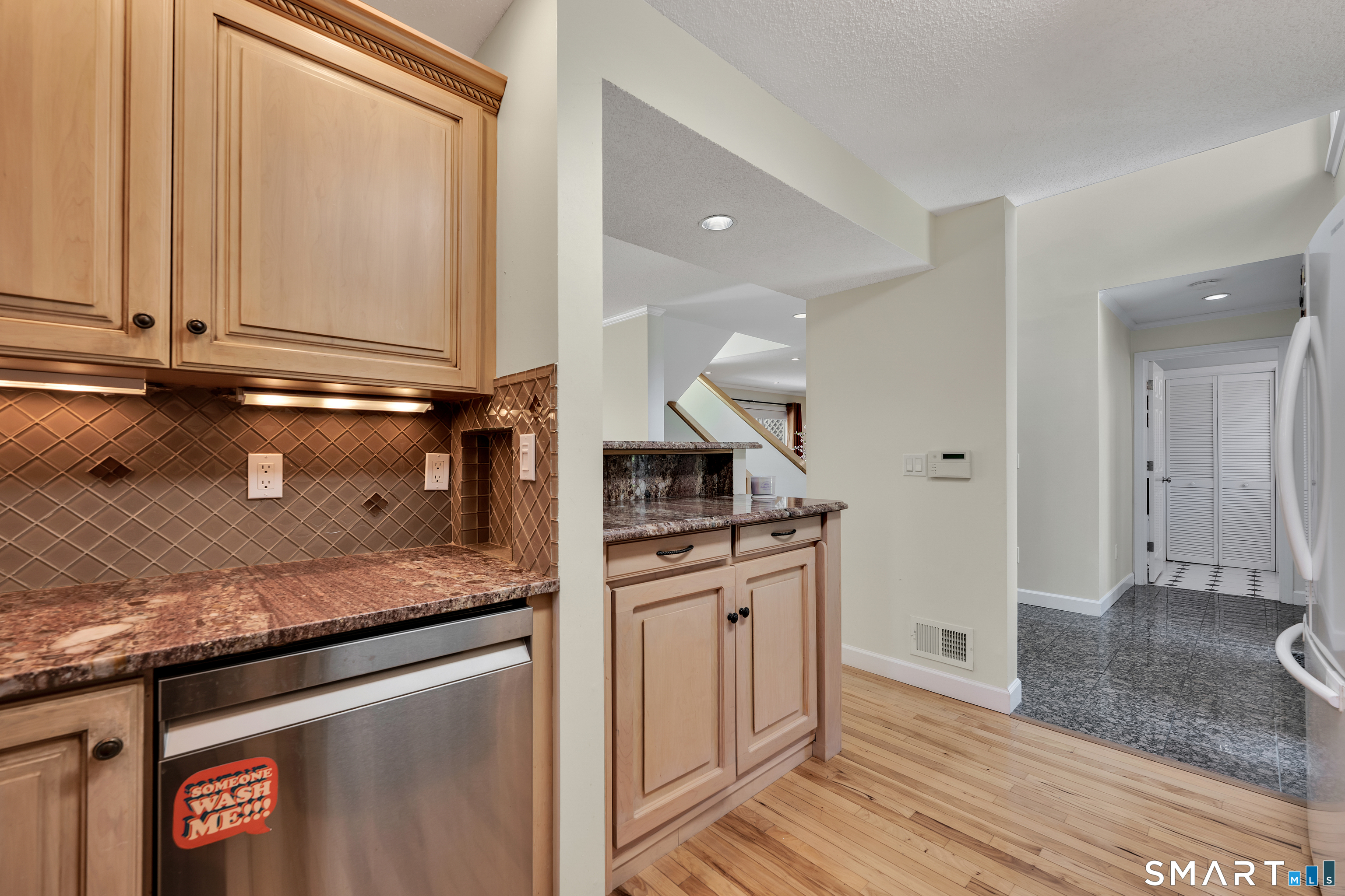 72 Timberwood Road, Unit 72 West Hartford, CT 06117 - Photo 12 of 36