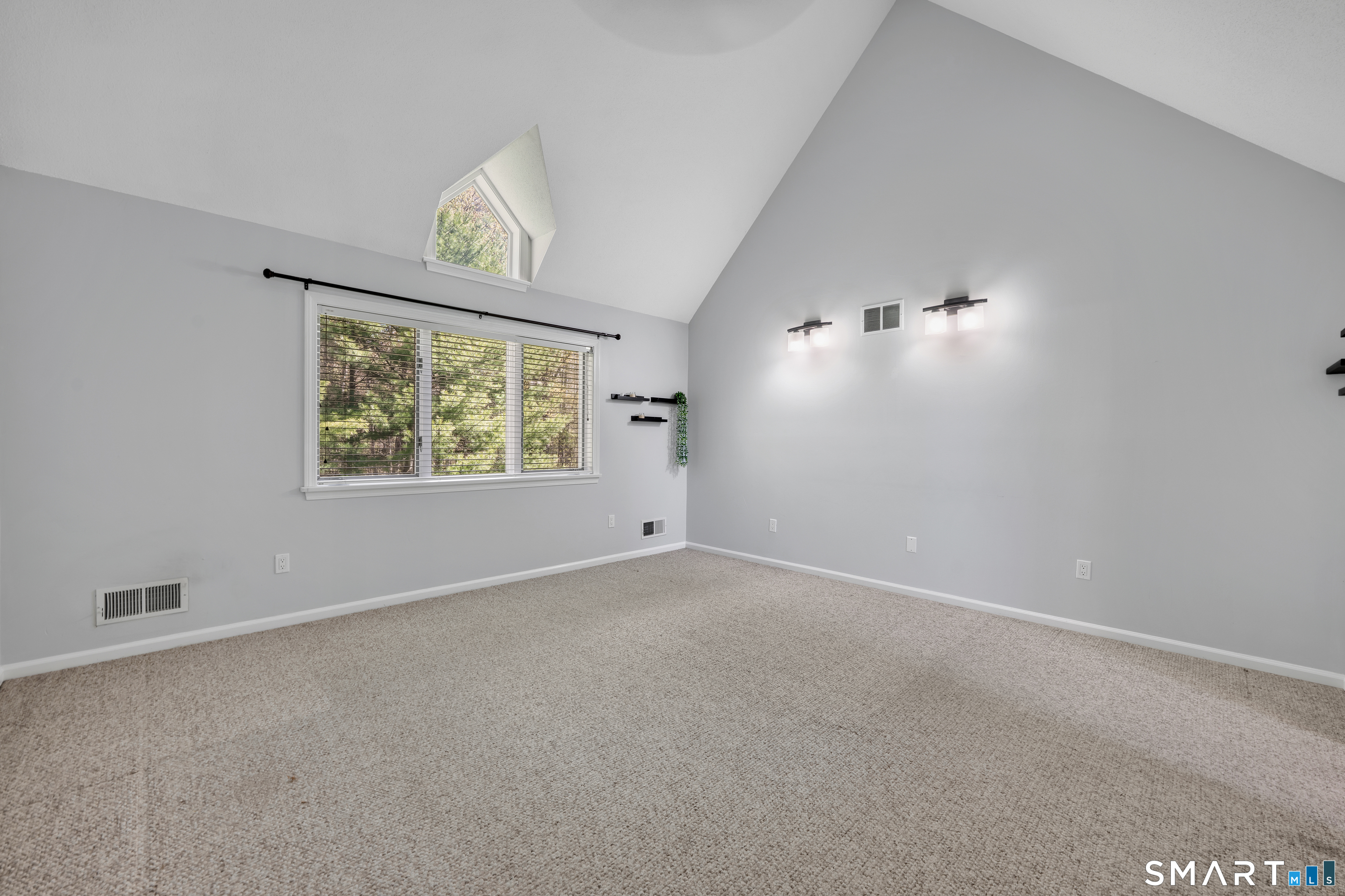 72 Timberwood Road, Unit 72 West Hartford, CT 06117 - Photo 18 of 36 Master Bedroom