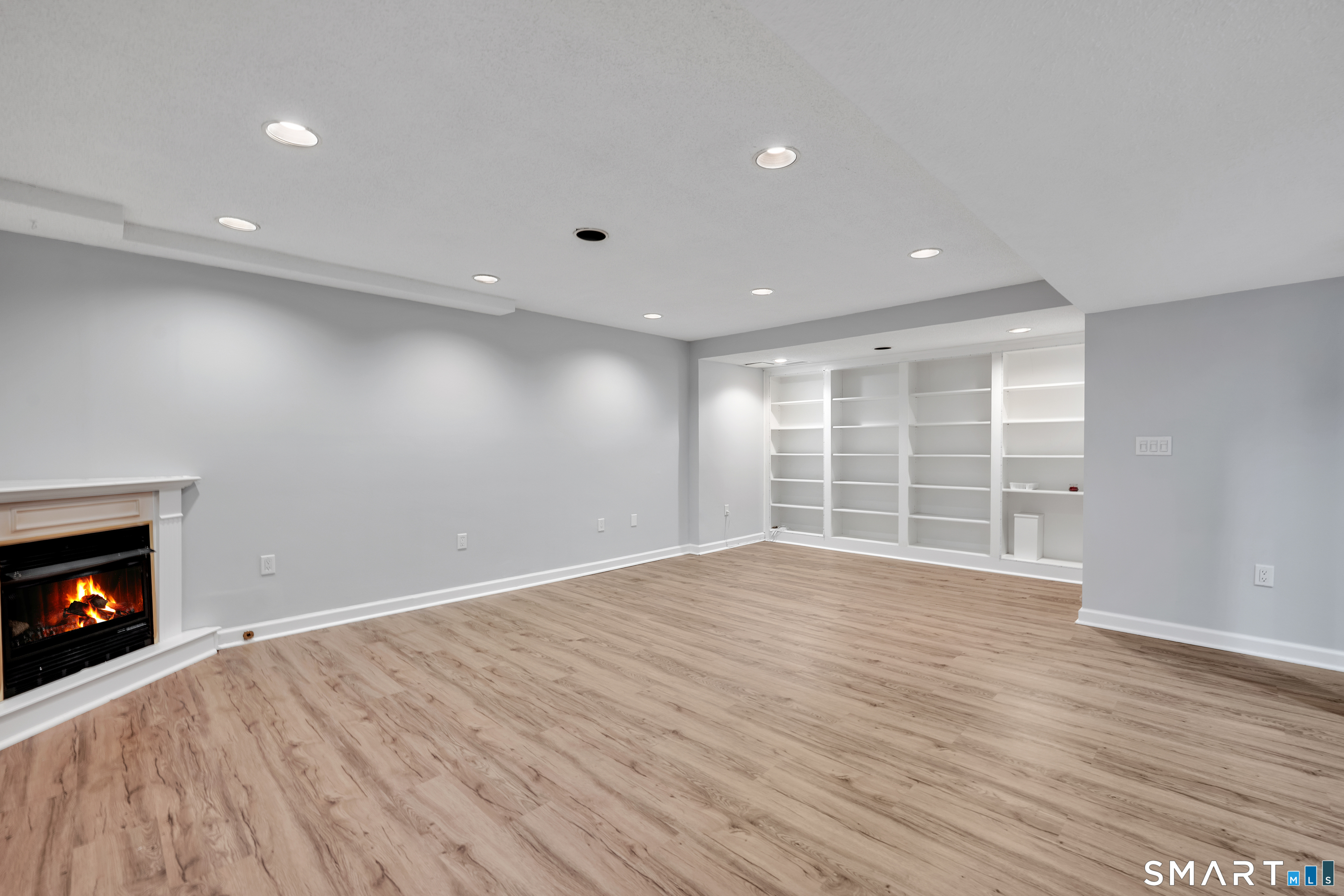 72 Timberwood Road, Unit 72 West Hartford, CT 06117 - Photo 28 of 36