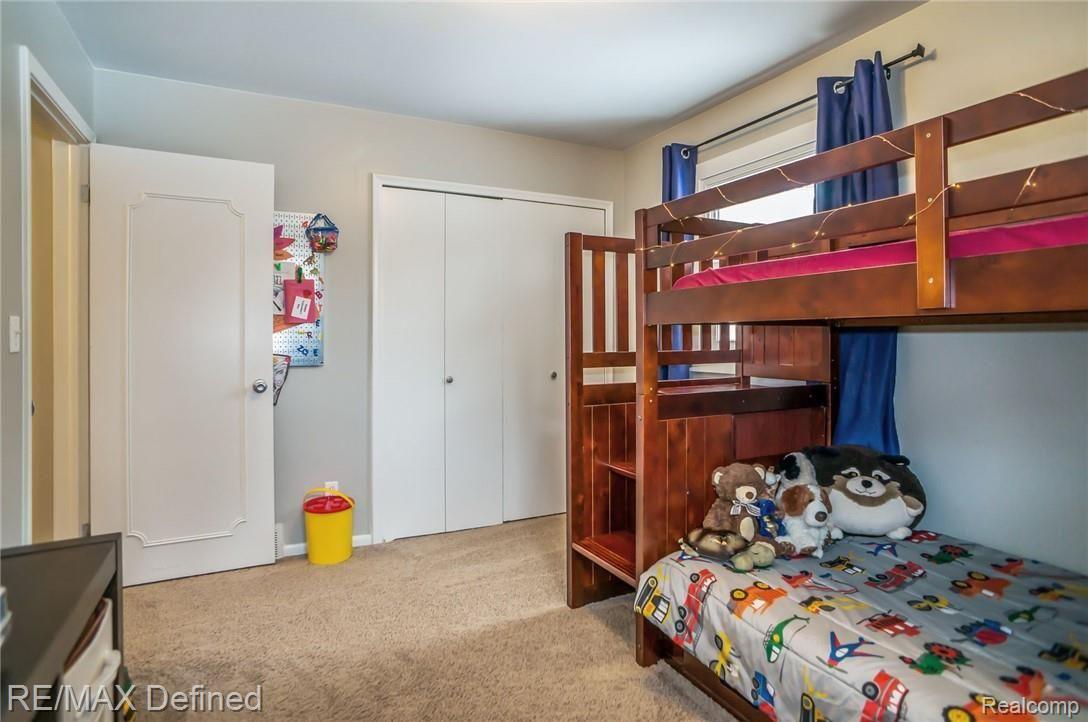 5067 North Georgetown Road Grand Blanc, MI 48439 - Photo 20 of 29 22.jpg