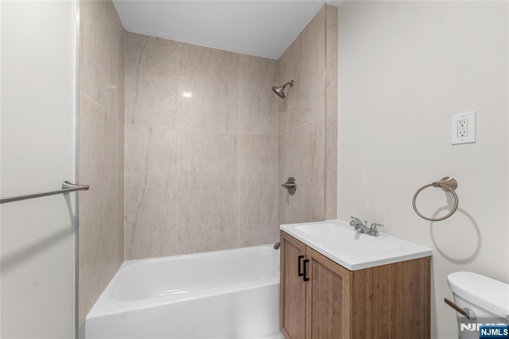 184 High Street, Unit 2 Hackensack, NJ 07601 - Photo 8 of 8