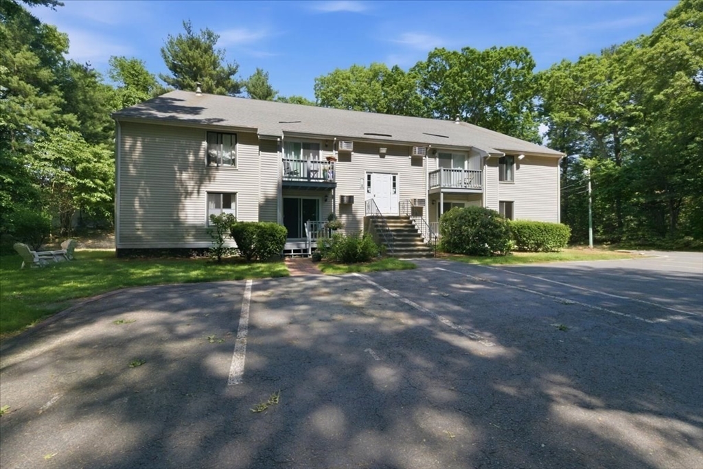 165 R Chestnut Street, Unit 2 Foxboro, MA 02035 - Photo 38 of 41