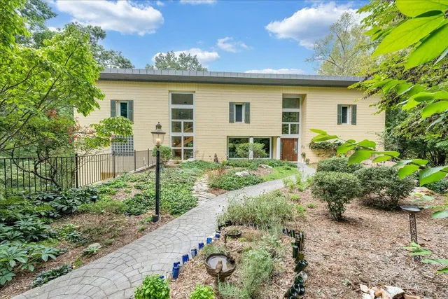 $1,999,999 | 143 Charlotte Lane, Hardy, VA 24101