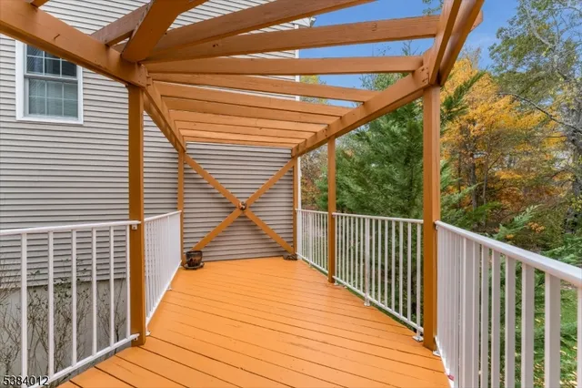 $540,000 | 2 Brock Lane, Hackettstown, NJ 07840