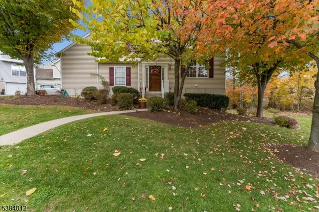 $540,000 | 2 Brock Lane, Hackettstown, NJ 07840