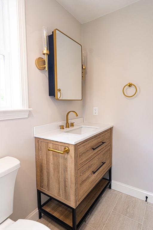 26 Carlton Street, Unit 3 Peabody, MA 01960 - Photo 9 of 21