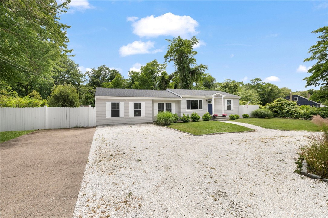 48 Foddering Farm Road Narragansett, RI 02882 - Photo 2 of 40