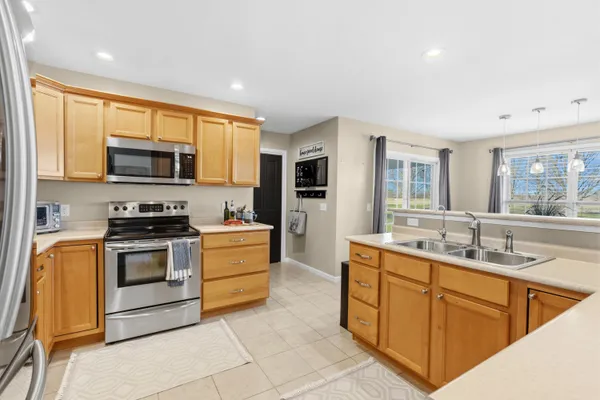 $524,900 | 11732 Prairie Edge Street, Schoolcraft, MI 49087