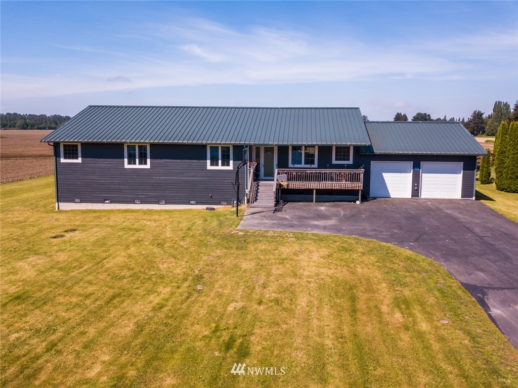 10892 Sterling Road Sedro-Woolley, WA 98284 - Photo 1 of 25 Gallery Image 1