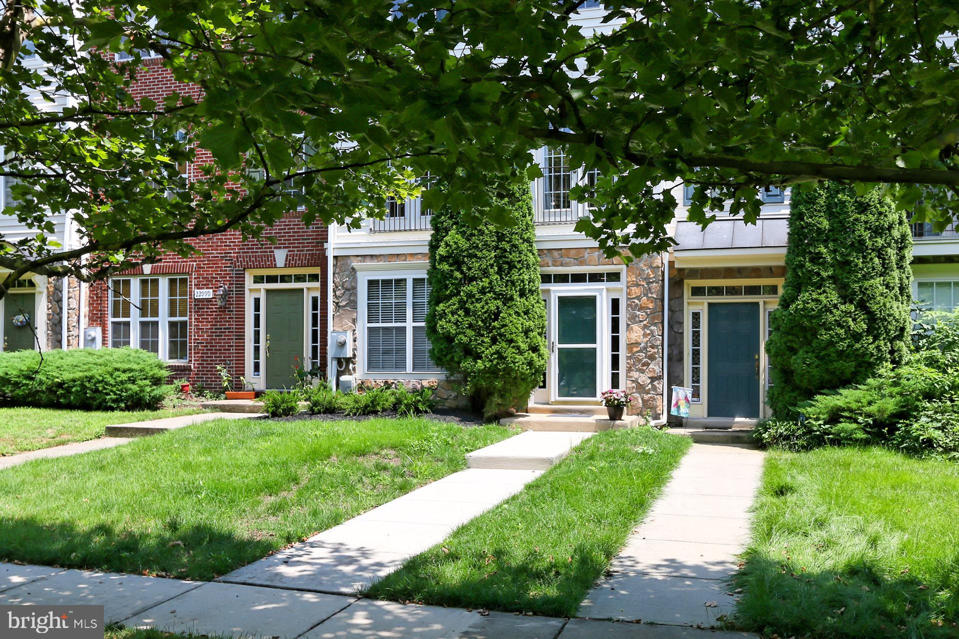 23001 Bulwark Terrace Brambleton, VA 20148 - Photo 11 of 26