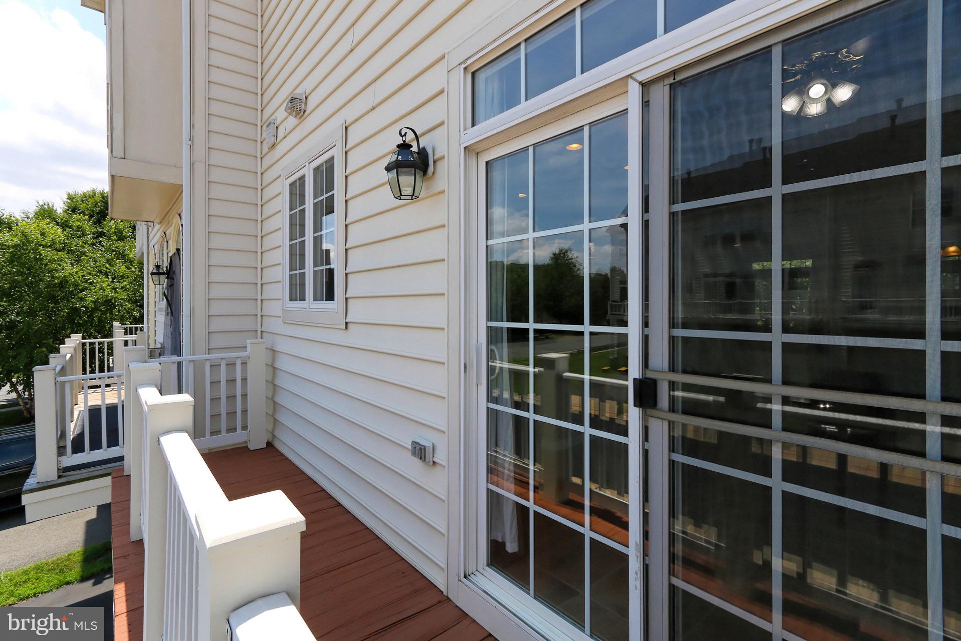 23001 Bulwark Terrace Brambleton, VA 20148 - Photo 12 of 26