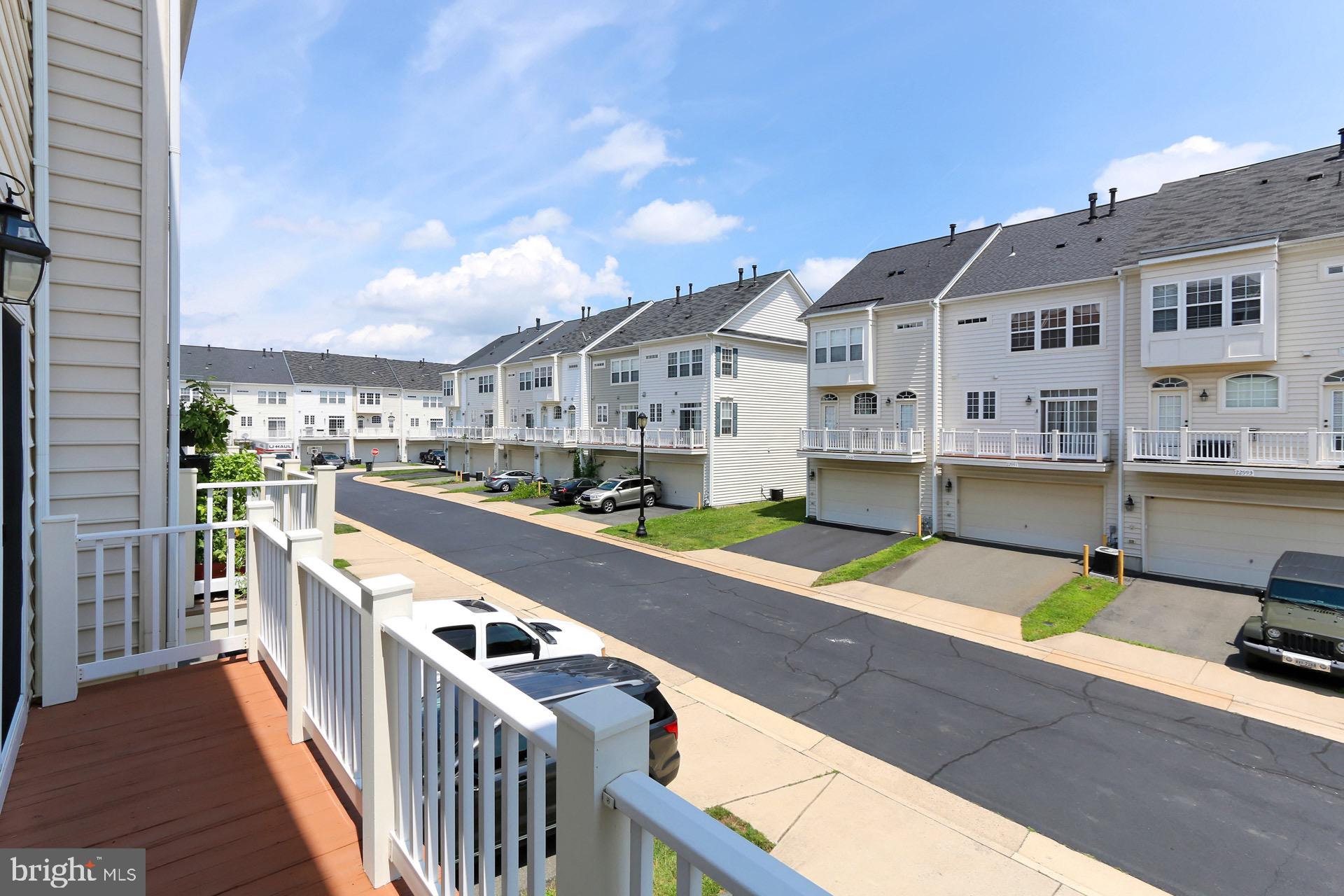 23001 Bulwark Terrace Brambleton, VA 20148 - Photo 13 of 26