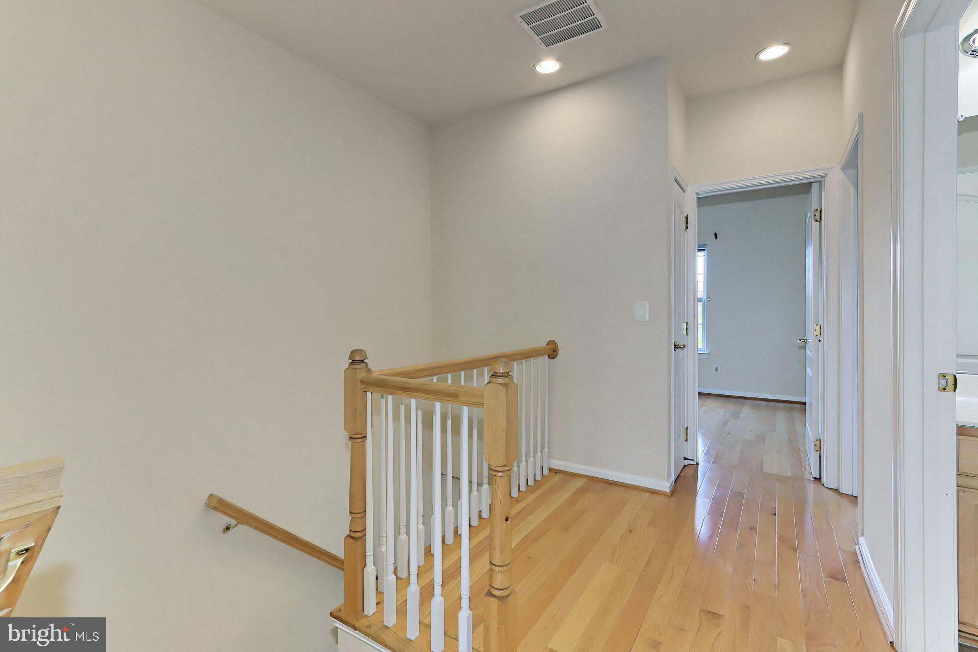 23001 Bulwark Terrace Brambleton, VA 20148 - Photo 17 of 26