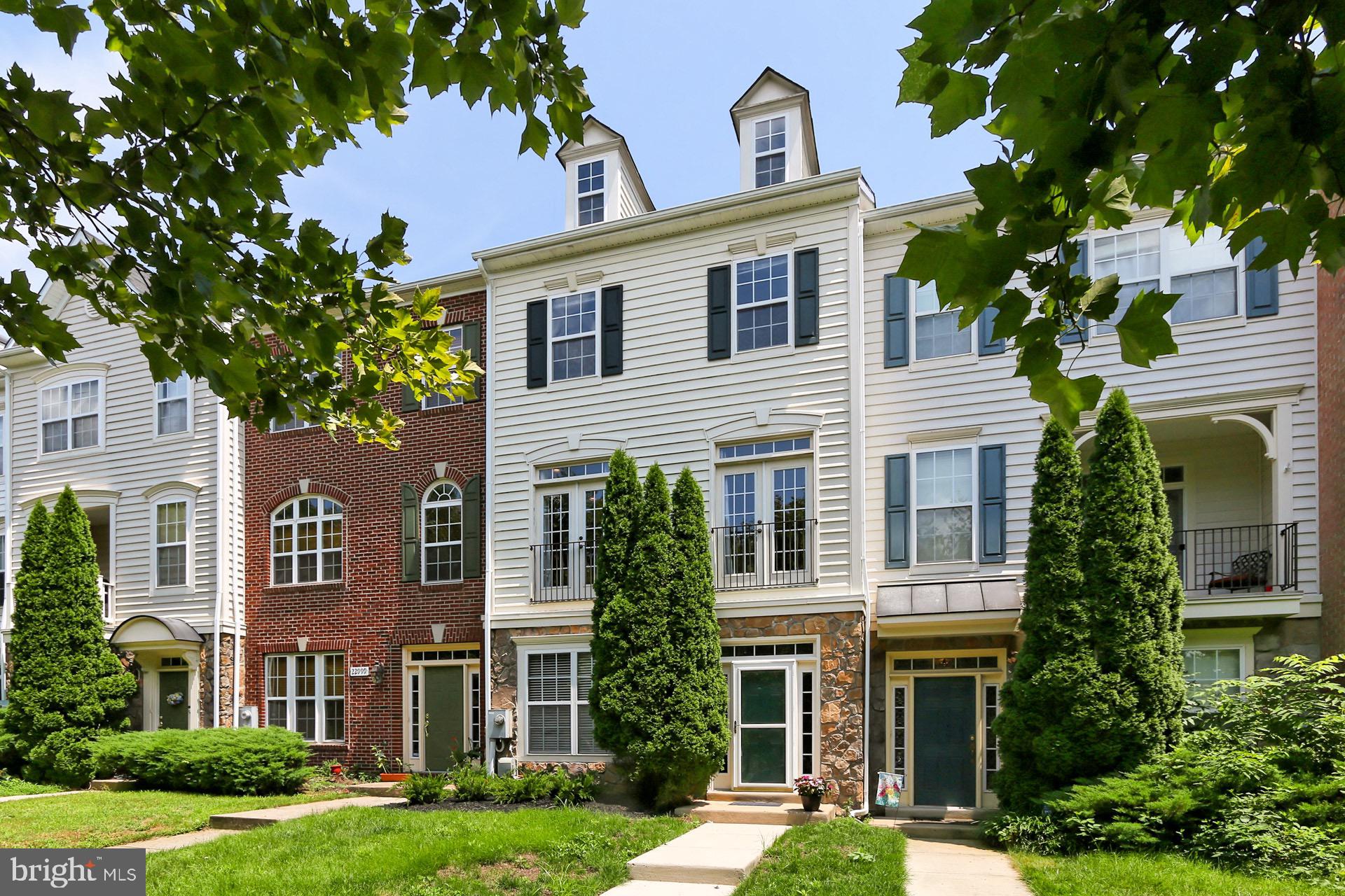 23001 Bulwark Terrace Brambleton, VA 20148 - Photo 7 of 26