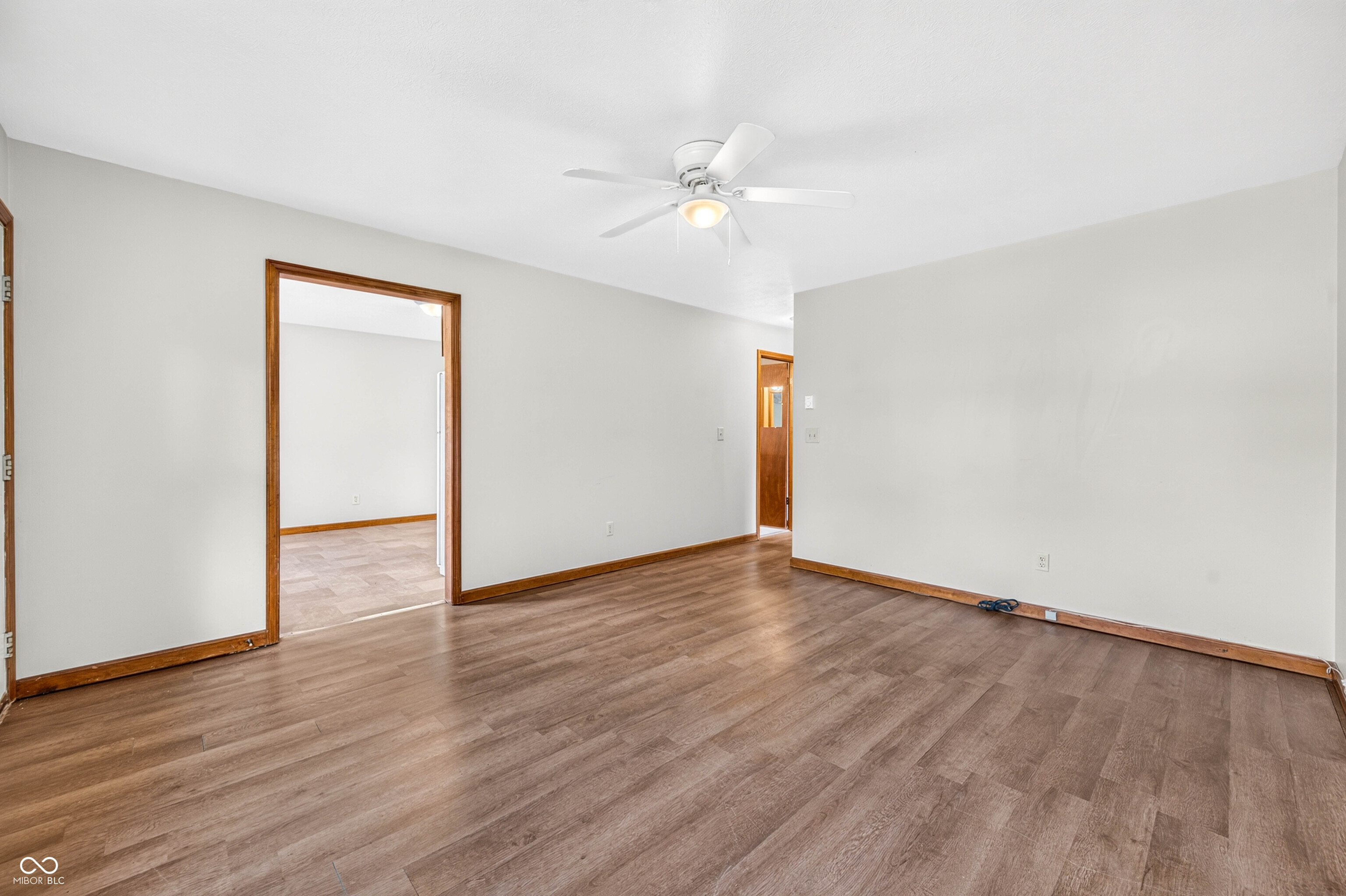 2231 Mapleton Court Columbus, IN 47201 - Photo 8 of 34