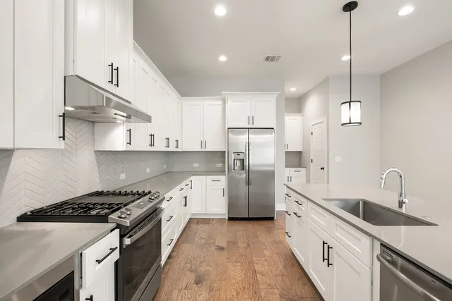 $4,500 | 3018 Sunridge Drive, Unit 6, Austin, TX 78741