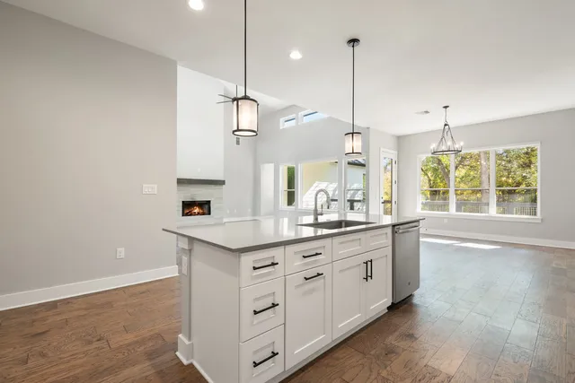 $4,500 | 3018 Sunridge Drive, Unit 6, Austin, TX 78741