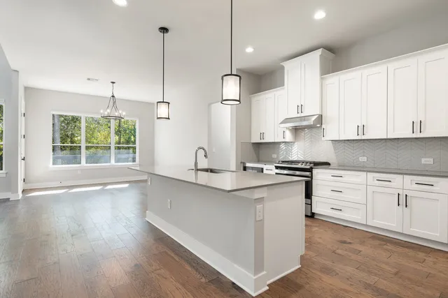 $4,500 | 3018 Sunridge Drive, Unit 6, Austin, TX 78741