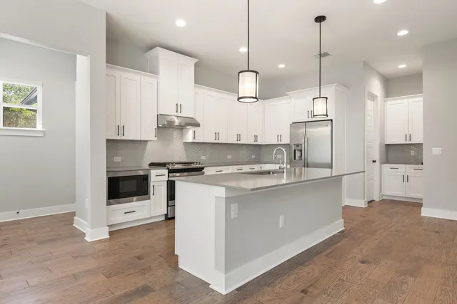 $4,500 | 3018 Sunridge Drive, Unit 6, Austin, TX 78741