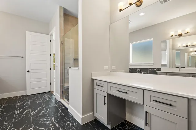 $4,500 | 3018 Sunridge Drive, Unit 6, Austin, TX 78741