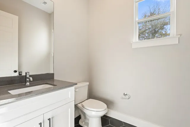 $4,500 | 3018 Sunridge Drive, Unit 6, Austin, TX 78741