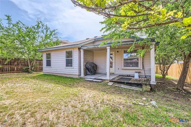 $215,000 | 9215 Granberry Pass, Universal City, TX 78148