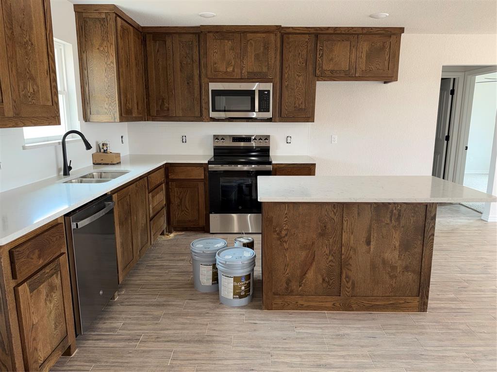 205 Altom Road Springtown, TX 76082 - Photo 3 of 7