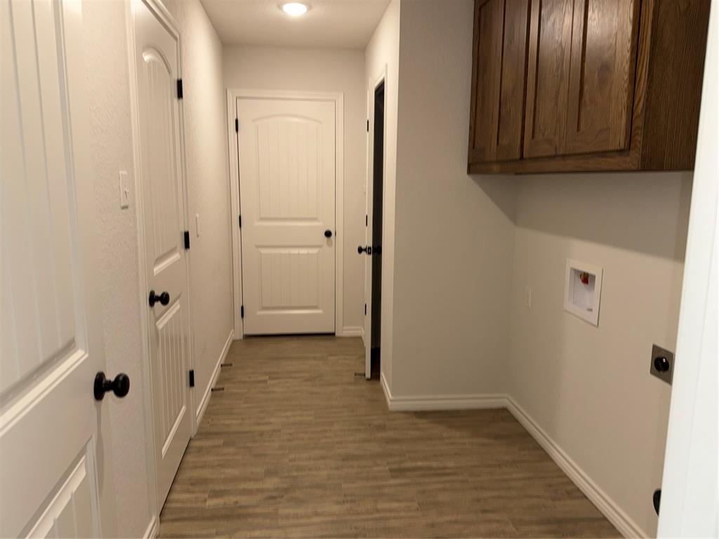 205 Altom Road Springtown, TX 76082 - Photo 4 of 7