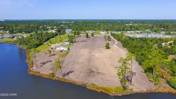 $725,000 | 7242 Bay Crest Road, Unit LOT 1, Southport, FL 32409