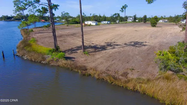 $725,000 | 7242 Bay Crest Road, Unit LOT 1, Southport, FL 32409