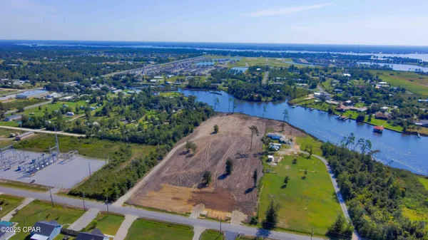 $725,000 | 7242 Bay Crest Road, Unit LOT 1, Southport, FL 32409