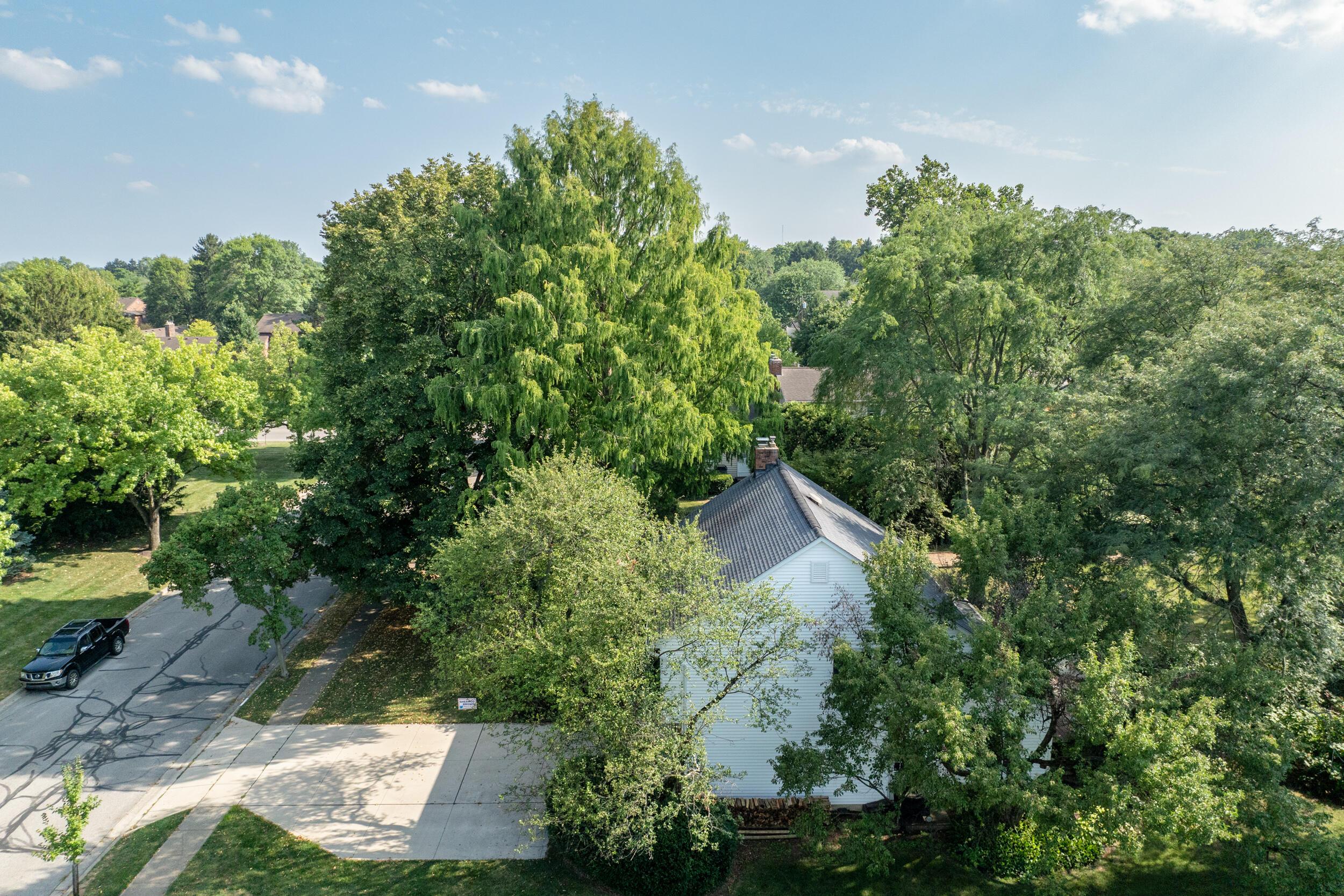 4347 Castleton Road Columbus, OH 43220 - Photo 67 of 71 Aerial