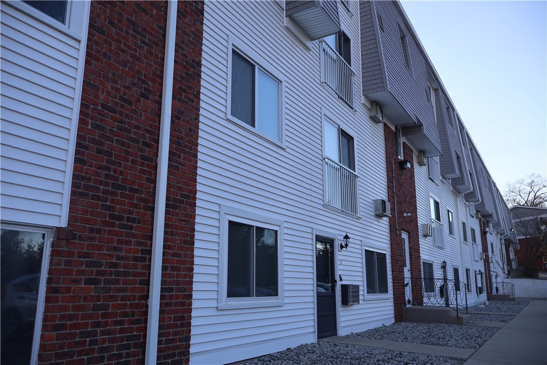 300 Smithfield Road, Unit P24 North Providence, RI 02904 - Photo 3 of 12